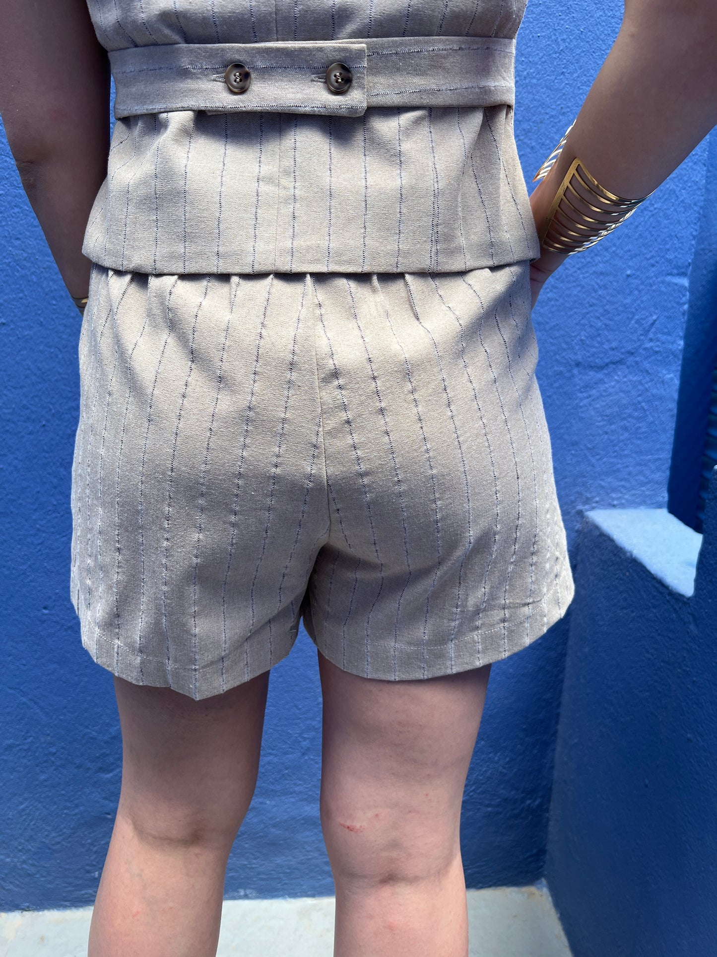 Short Daniela