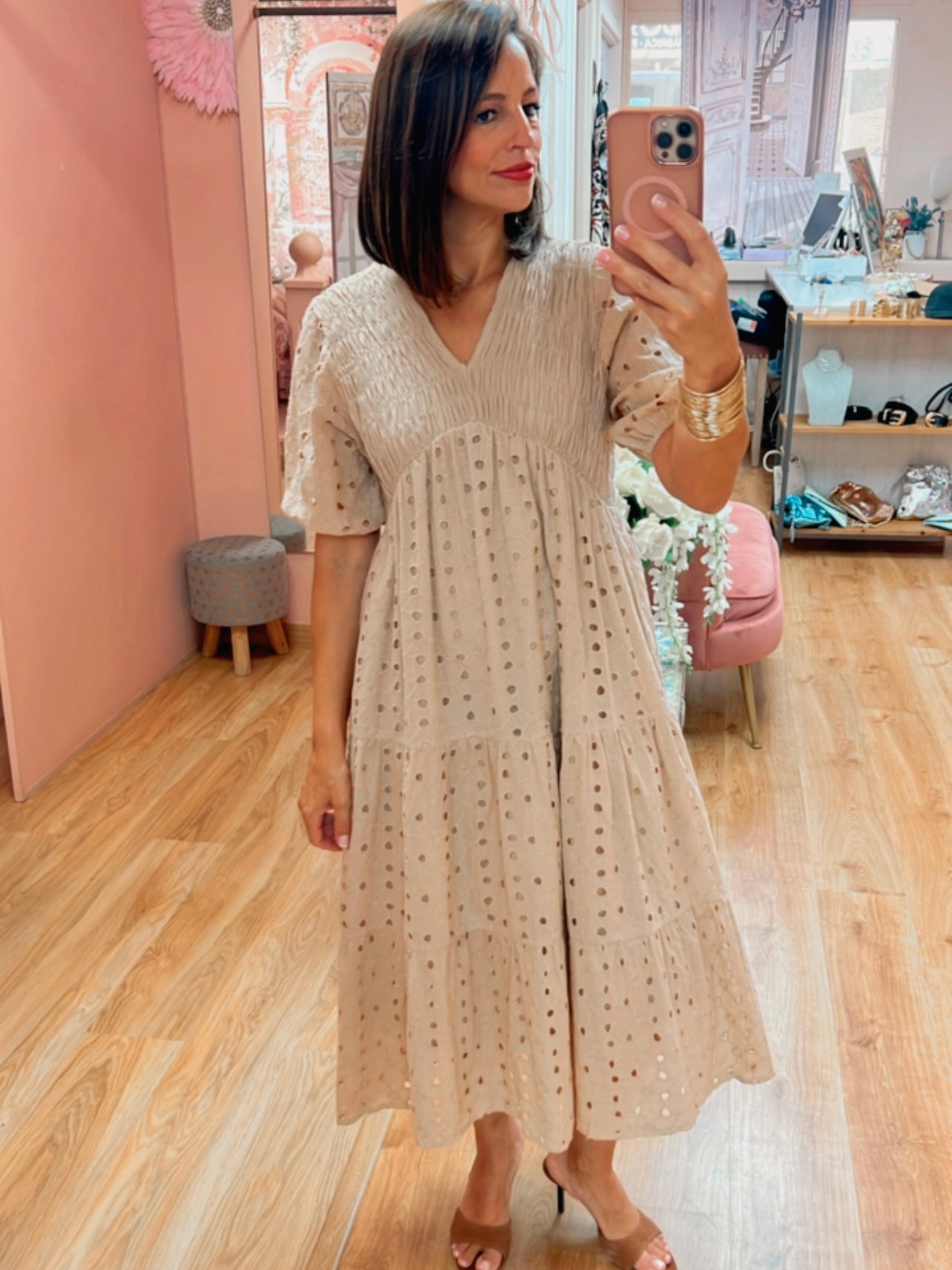 Vestido Perforado Beige
