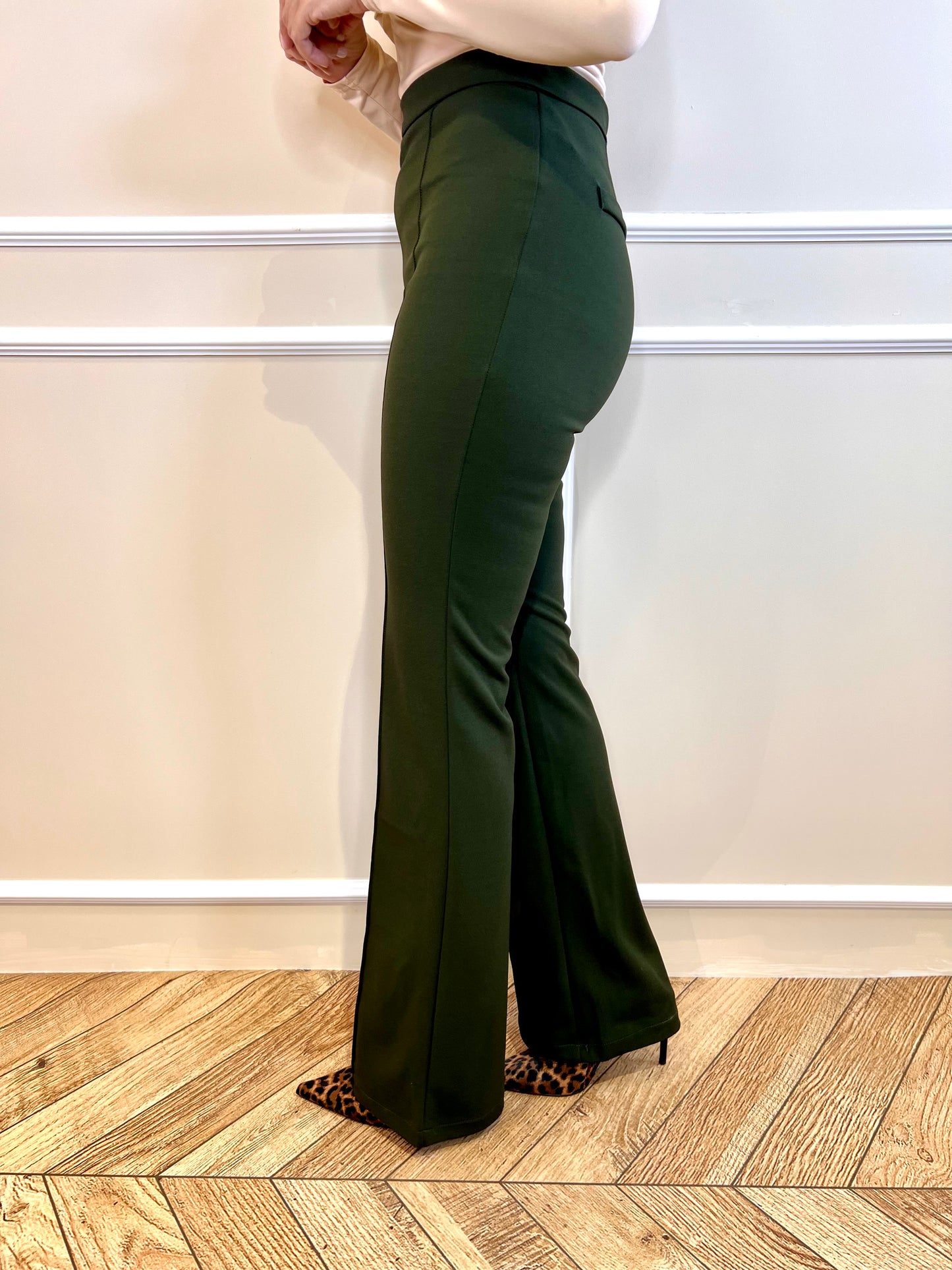Pantalón Berta kaki
