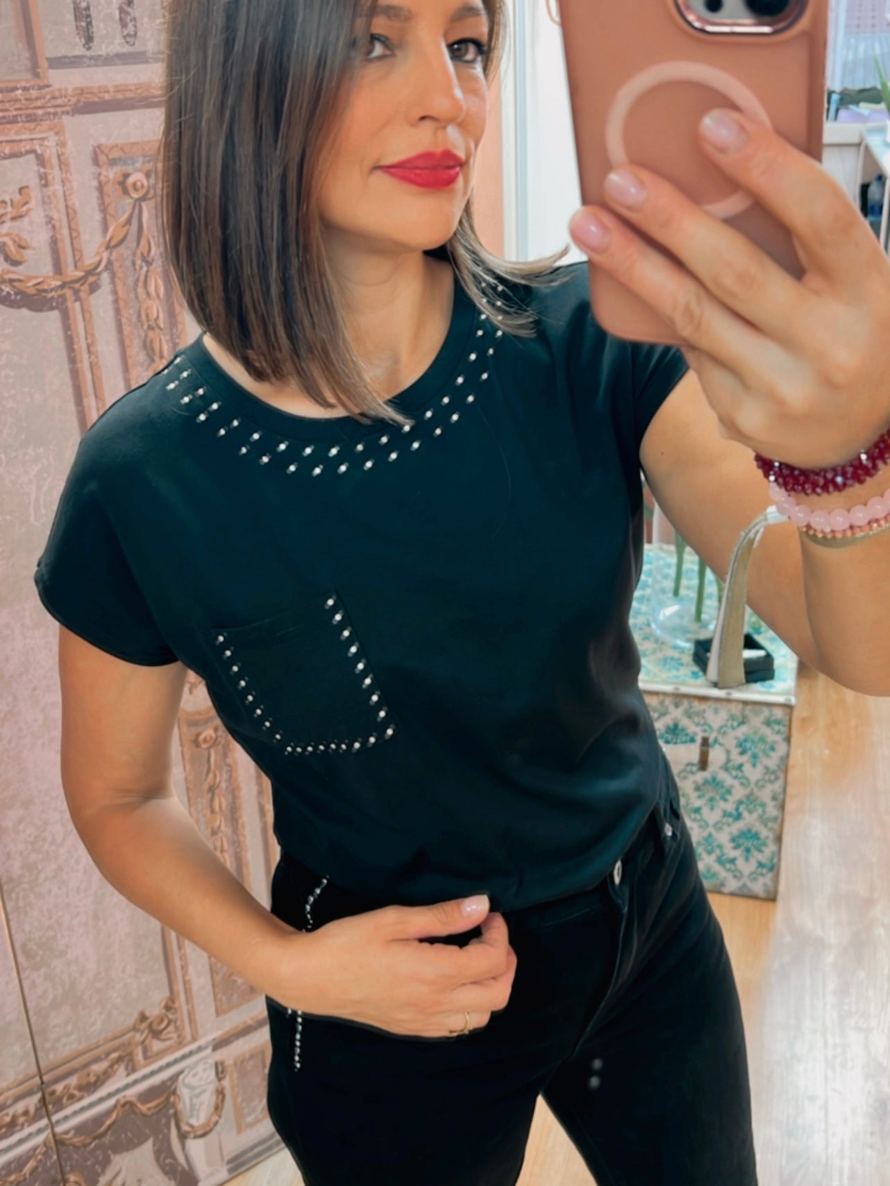 Camiseta Negra Rou